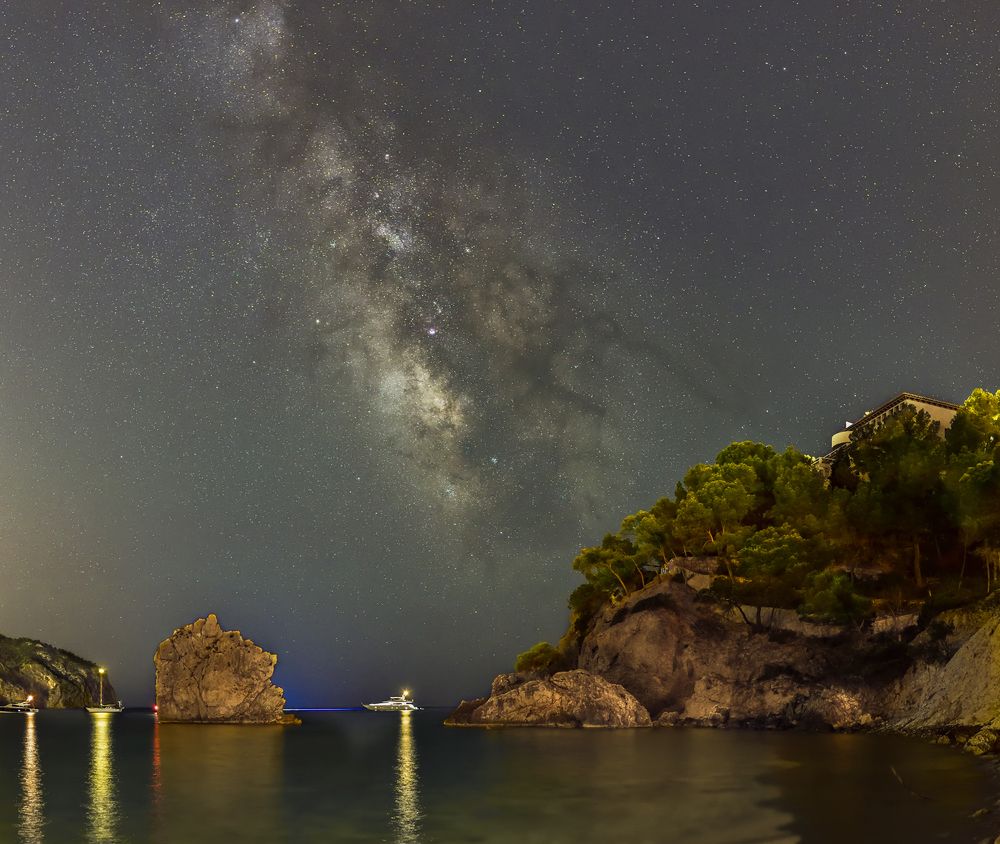 Photograph by Rafel, (Rafel Ch.F) Chamarro Fiol