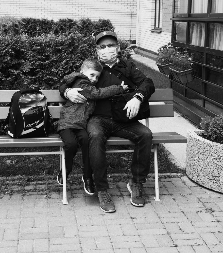 Жизнь...продолжается...!)