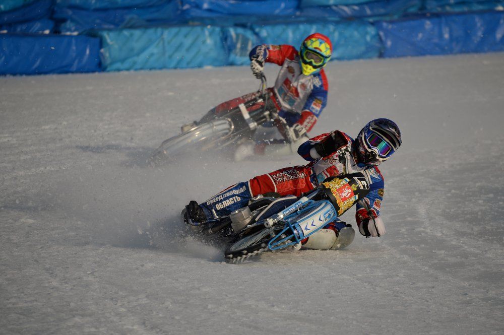 Спидвей на льду