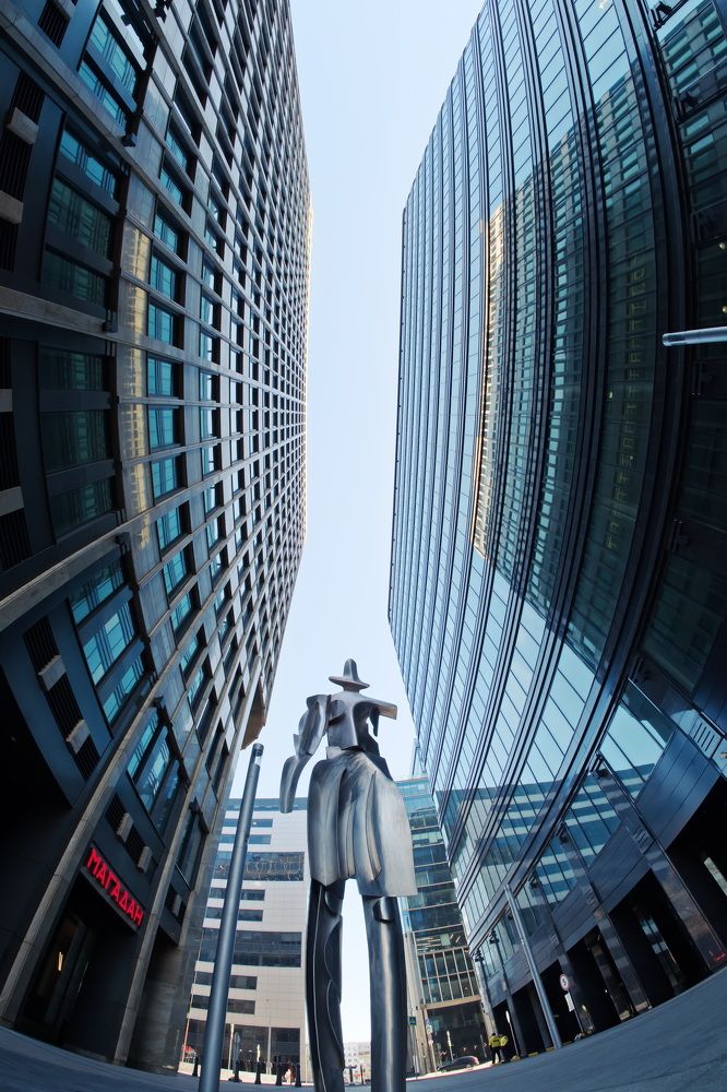 Железный человек.