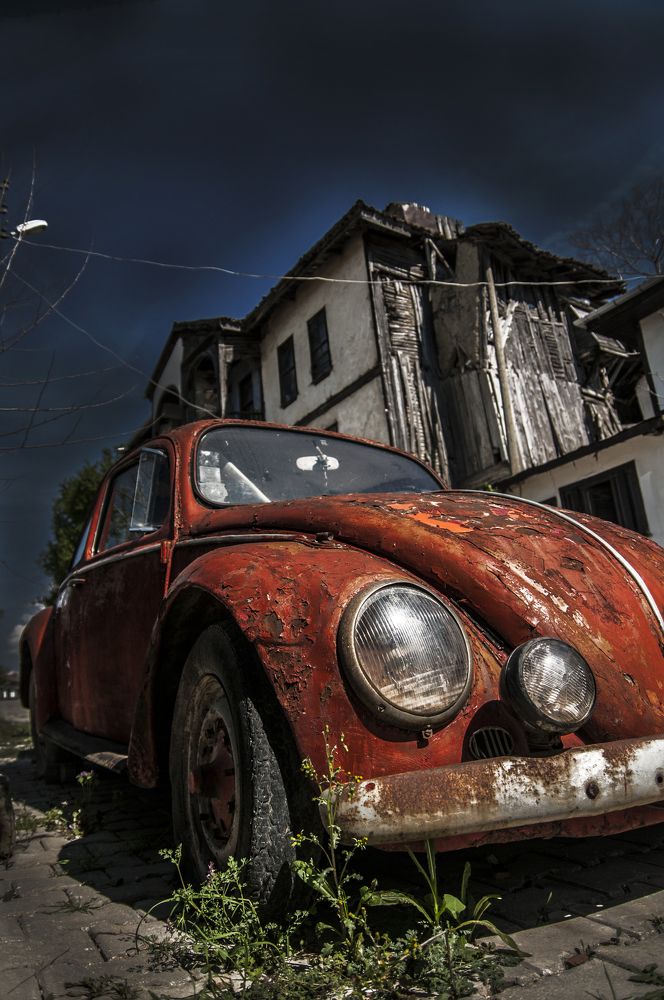 Photograph by Muzaffer Sütlüoğlu