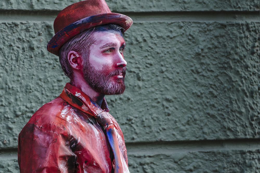 Мужчина с бородой