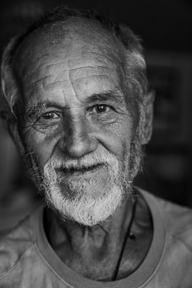 Старый друг