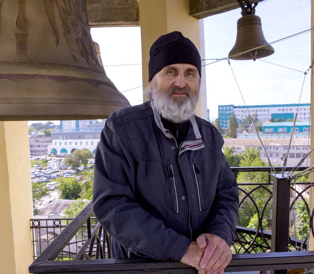 Отец Георгий.