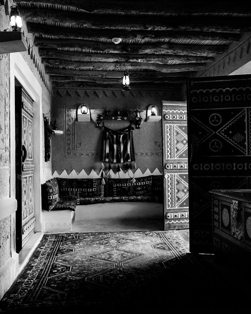 Vintage saudi arabian home style
