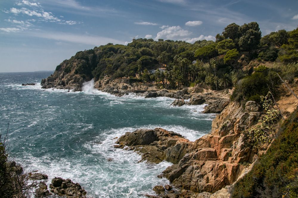 Photograph by Vitalii Kaznin