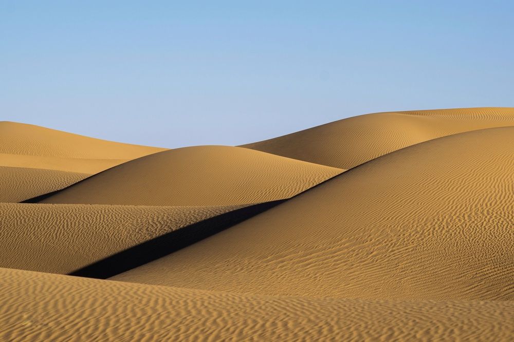 الرمال الذهبية