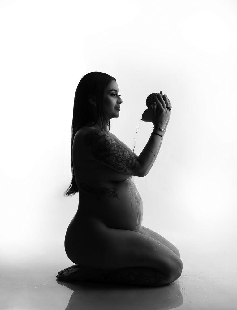 Mom to be with the nautilus.