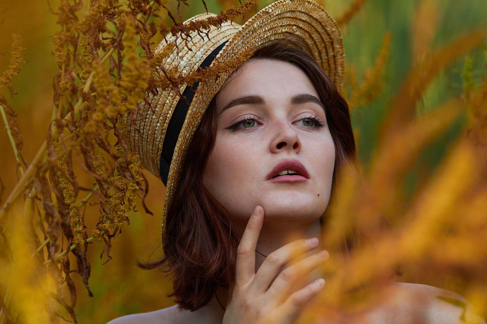 Там что - то точно есть.....