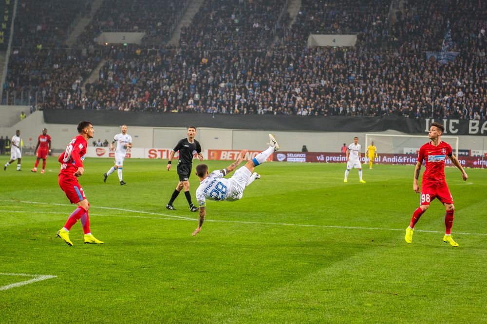 Photograph by Radu Constantinescu