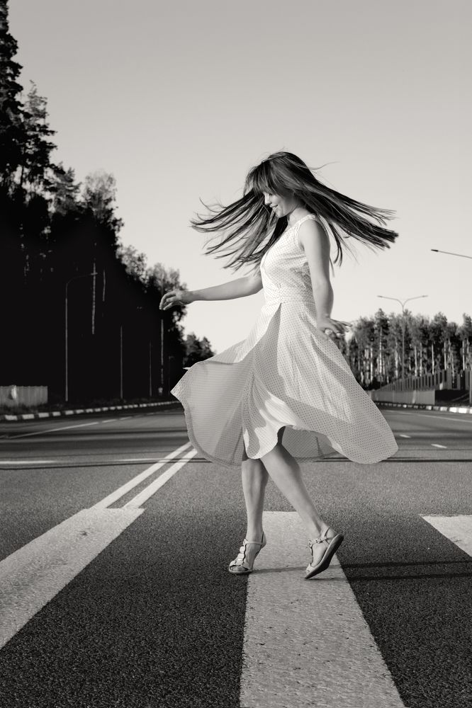 Танцуй на любой полосе жизни.