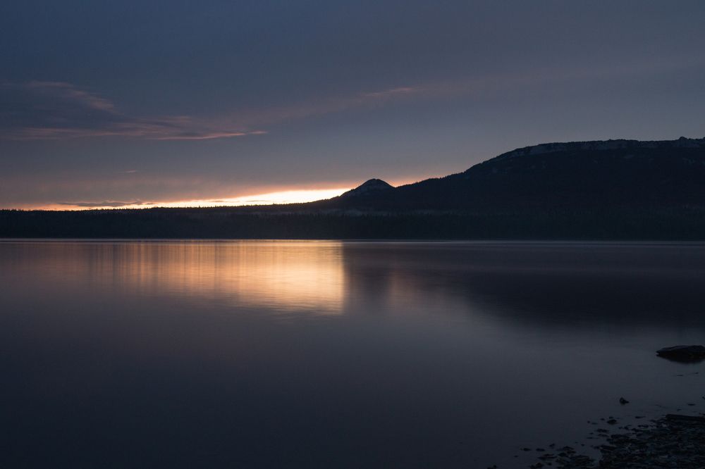 Night on the lake. Ночь на озере