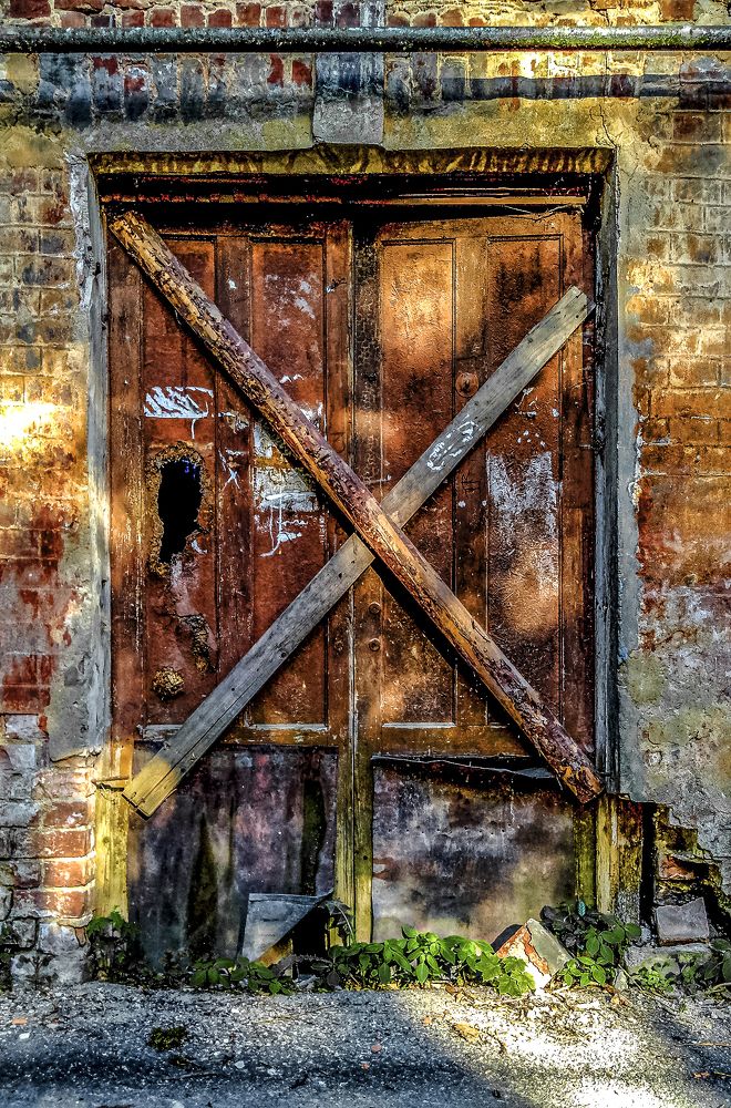 Закрыто навсегда