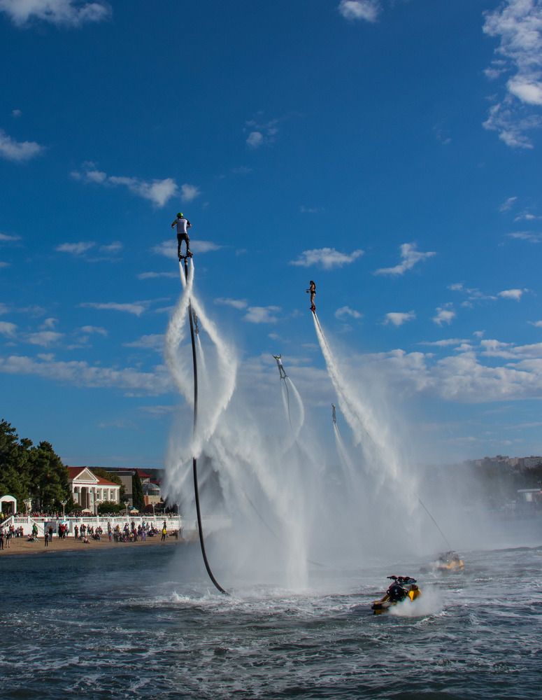 Соревнования по flyboard.