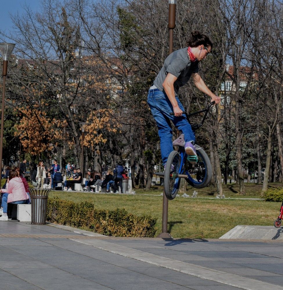 Photograph by Lybomir Nakov