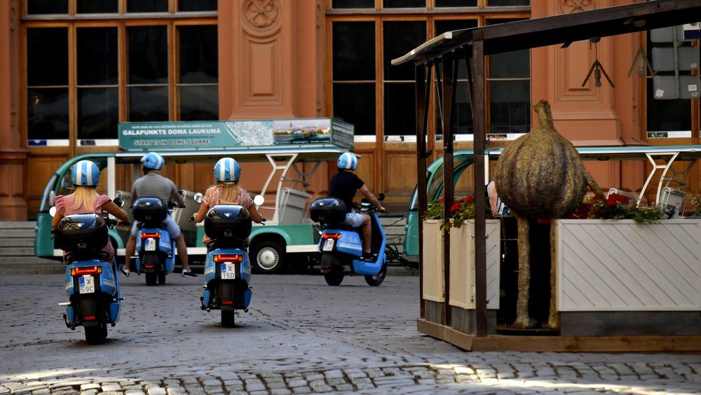 Excursion on scooters / Экскурсия на скутерах