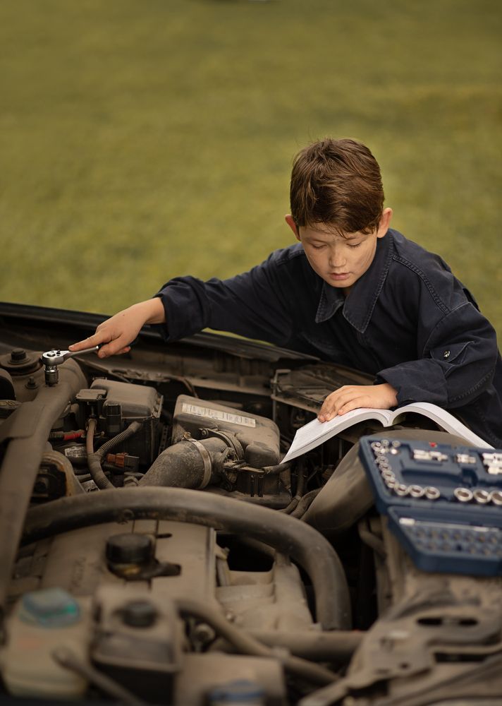 Автомеханик.