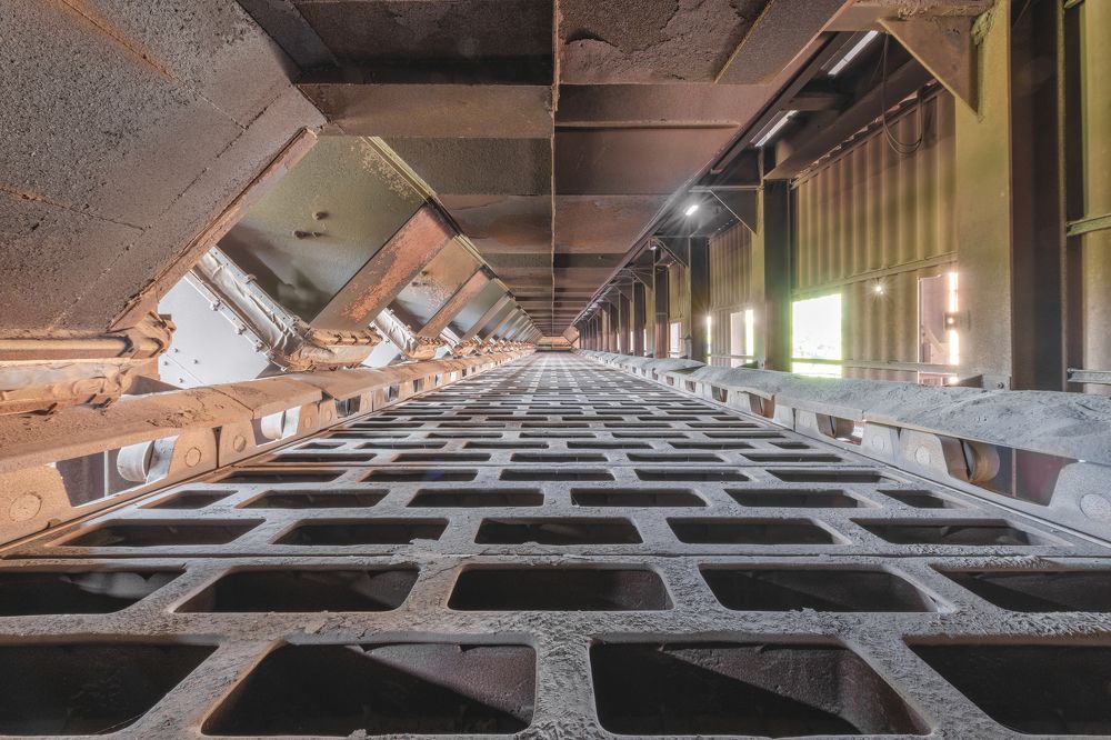 Photograph by FRANCIS MESLET