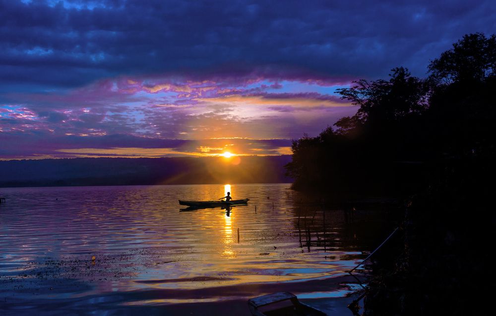 Photograph by Kriswanto Ginting