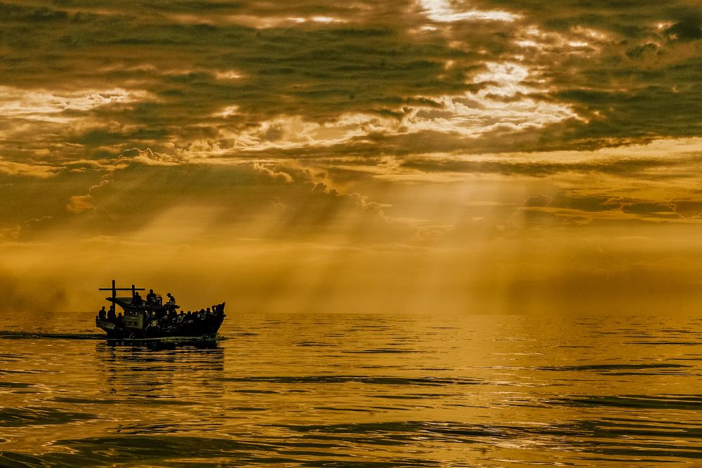 Pirates Go to Sunset