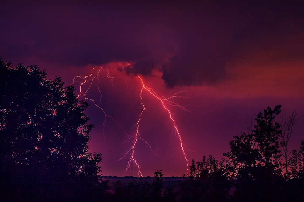 танцюючі блискавки