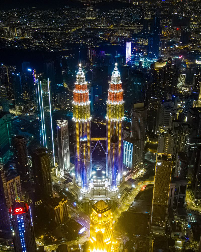 Petronas twin tower light during independent days