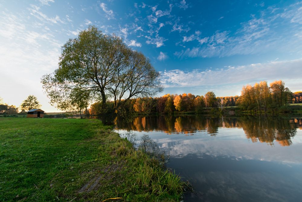 Quiet autumn day in Shcheglyatyev