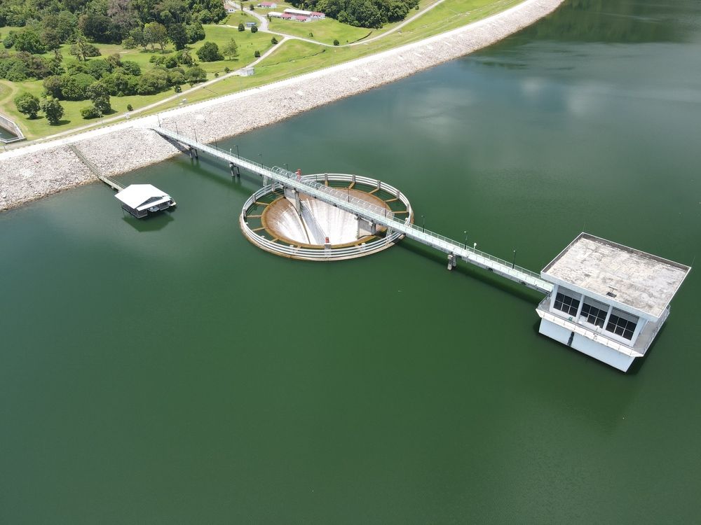 Photograph by mohd edzuan