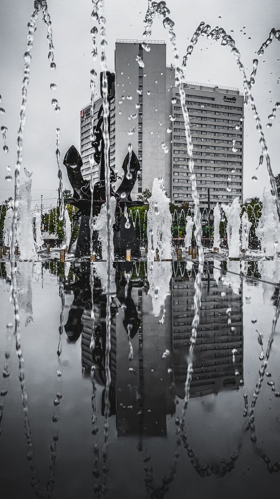 Пасмурная Симметрия