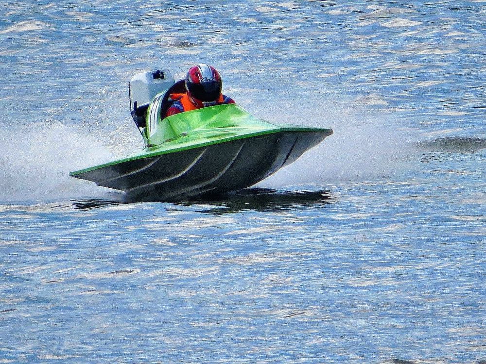 Гонки на воде