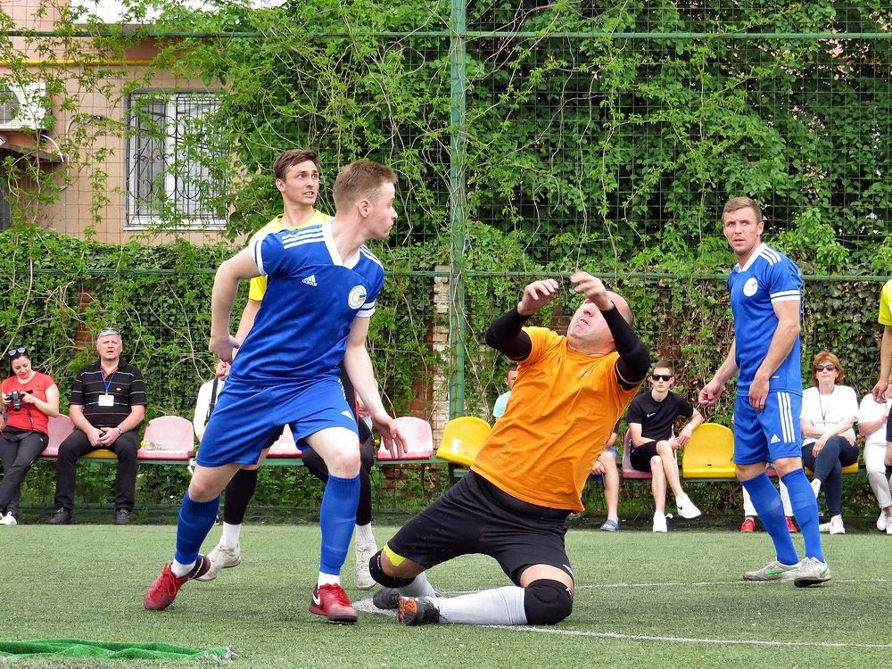 Играет вратарь