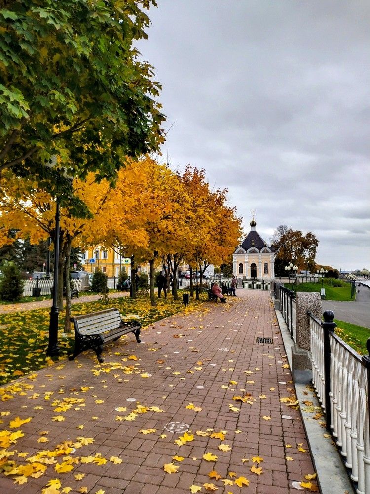 Осень у Никольской часовни.