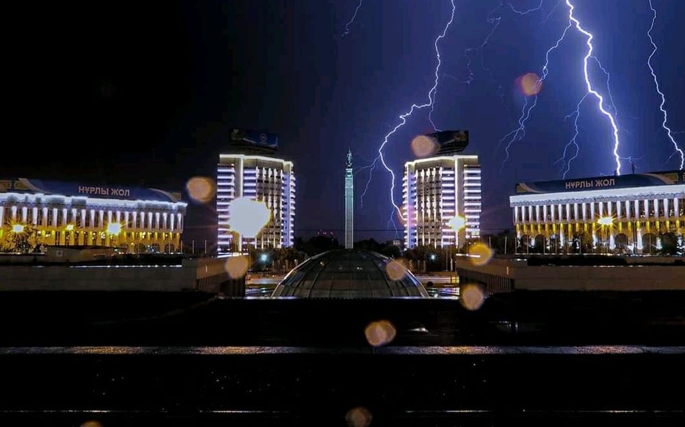 Ночной Алматы