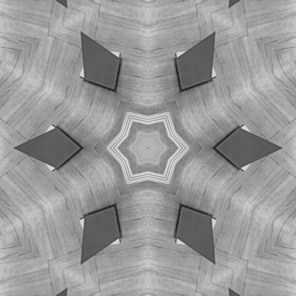 Фотография автора Juli Vvelentini