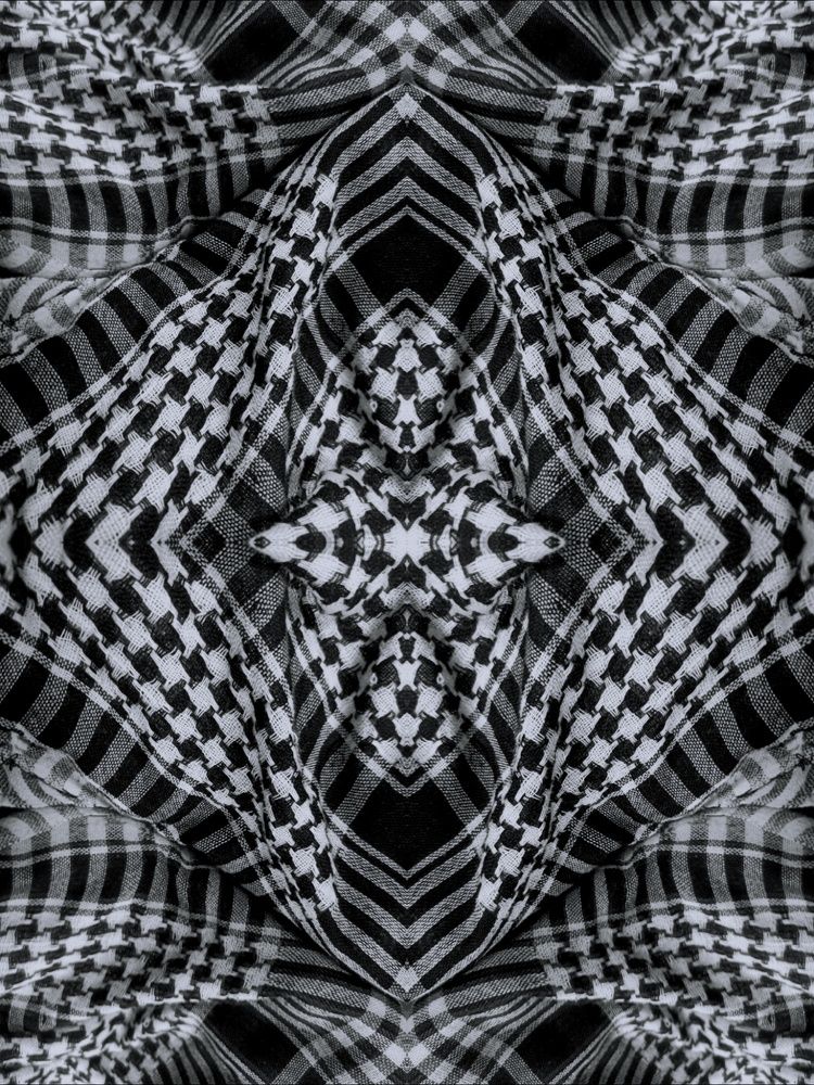 Фотография автора Juli Vvelentini