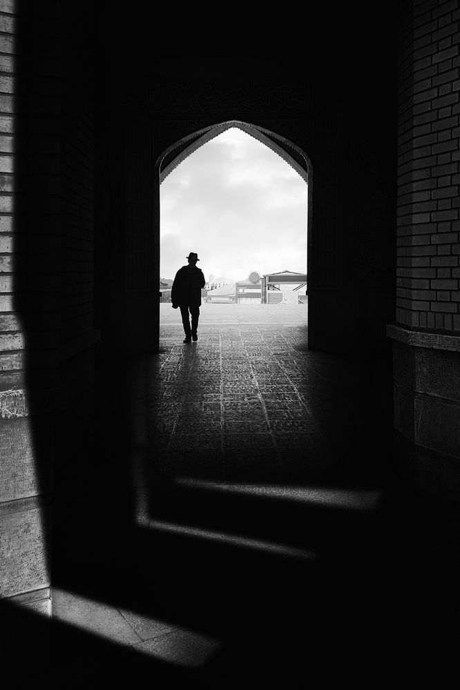 Photograph by Mohammad Dadsetan