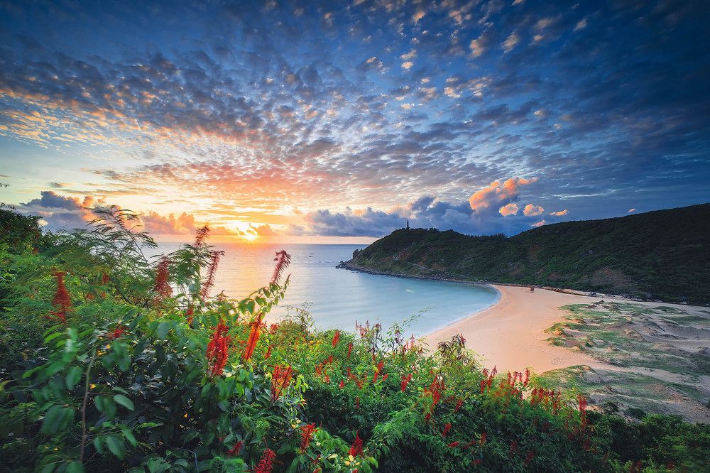 Dawn at Bai Mon - Mui Dien