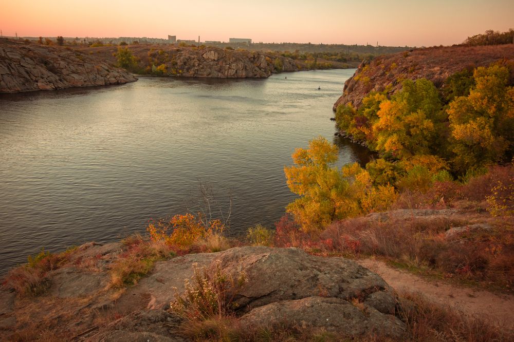 Наскальная осень
