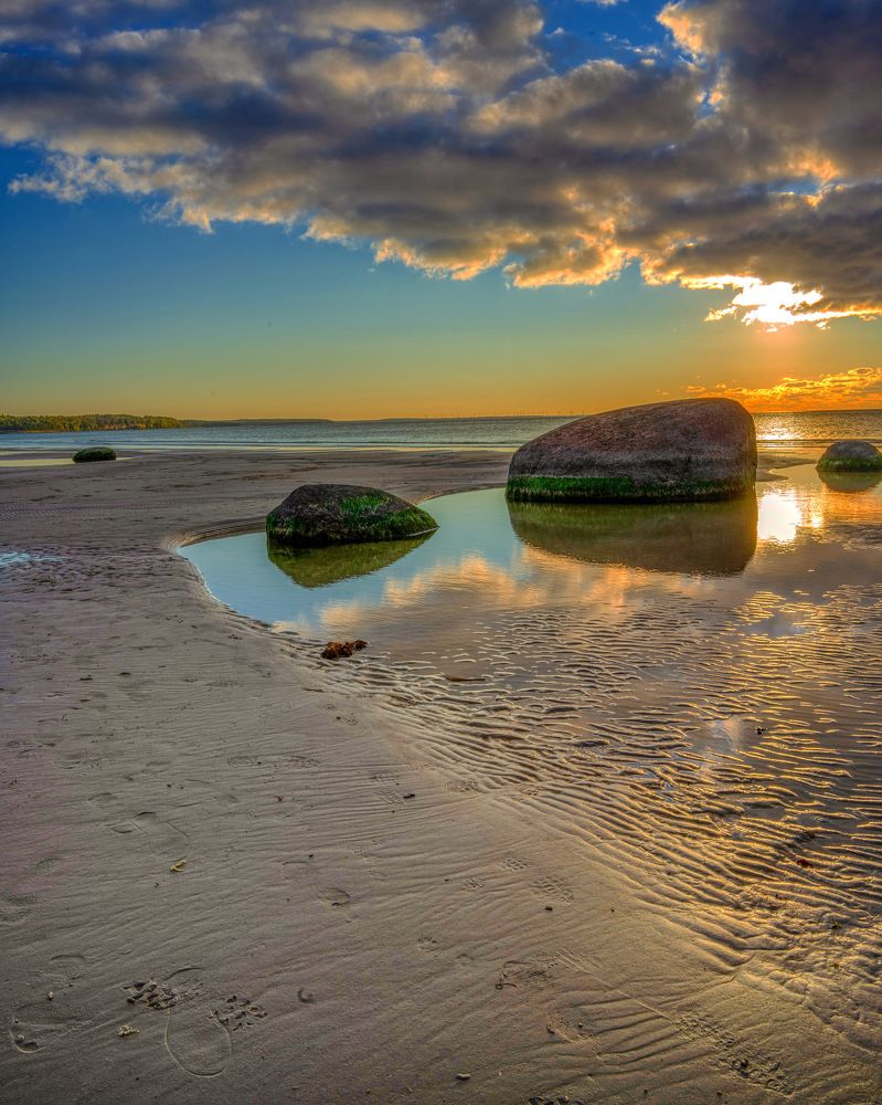 Photograph by Vladimir Narajevski