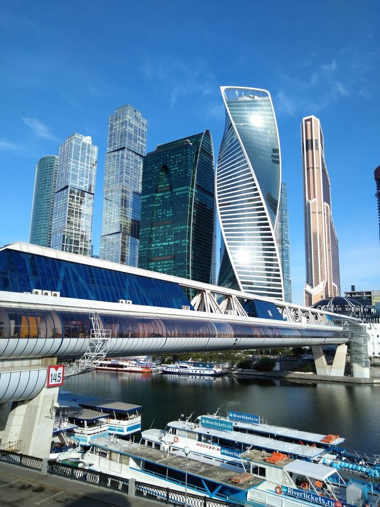 Москва-Cити утром