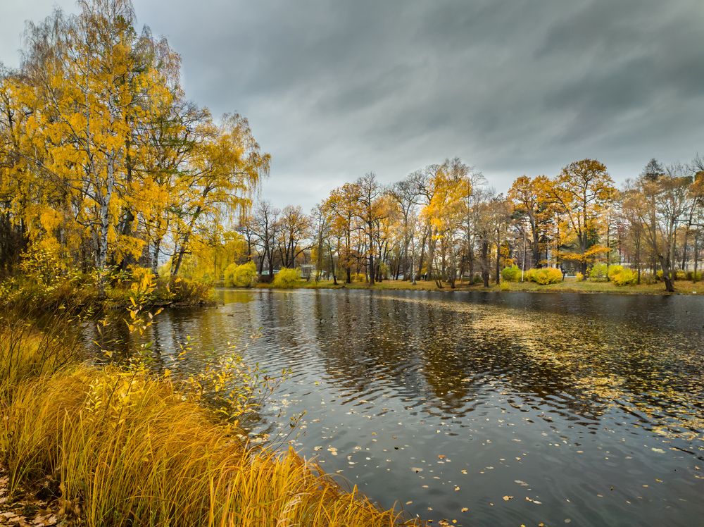 Драматичный октябрь