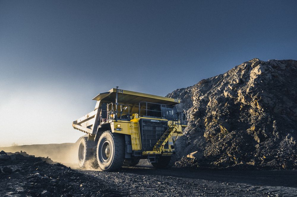 The power of heavy machines