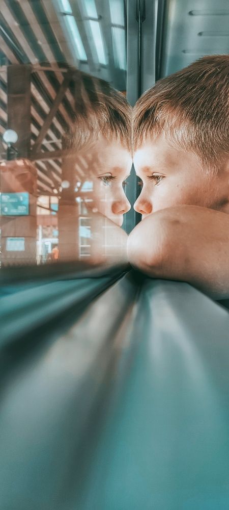 Поезд отправляется