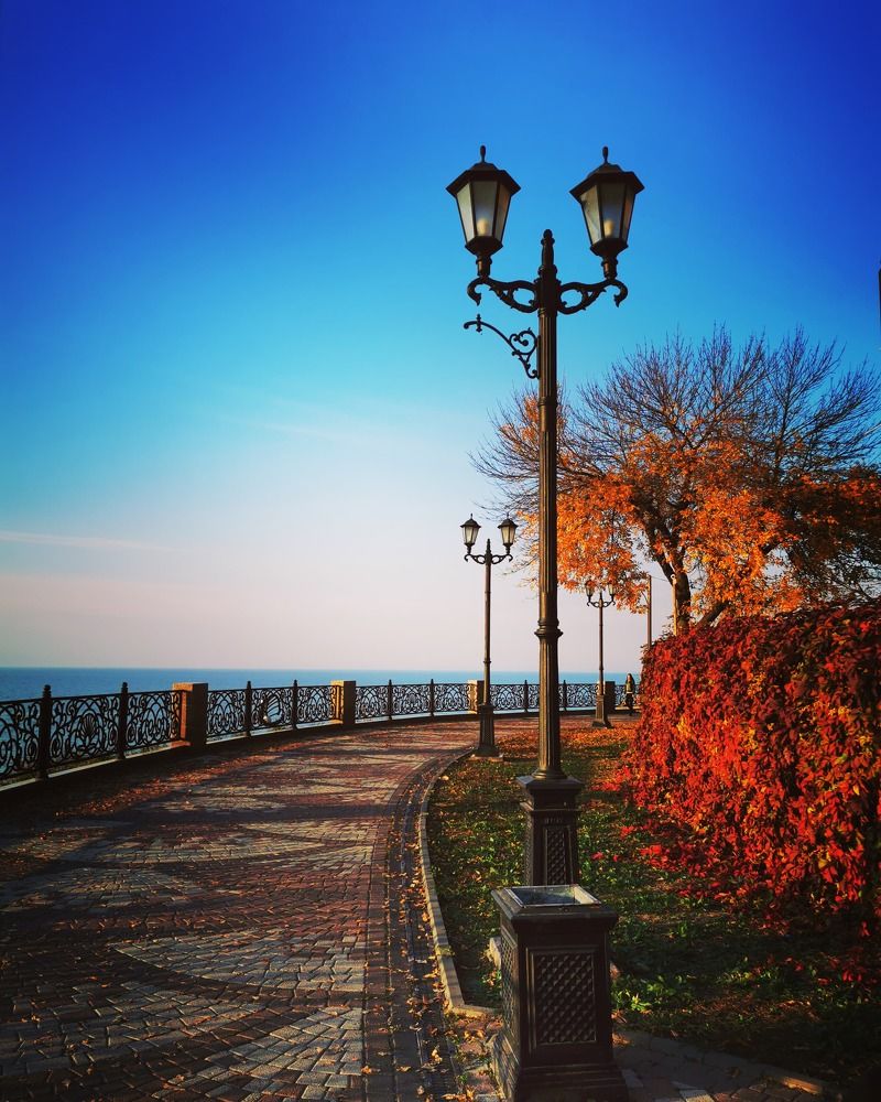 Осенняя набережная