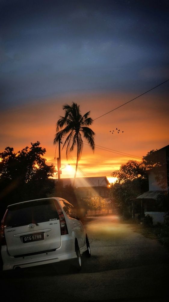 Photograph by Spawi Safwan