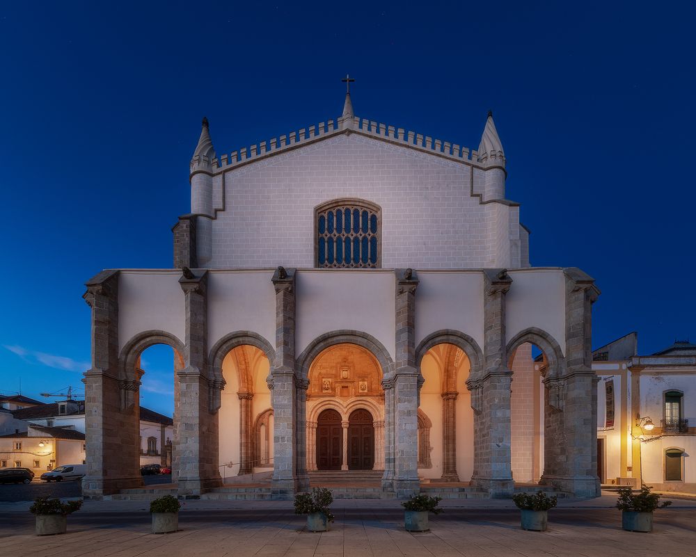 Photograph by Denis Churin