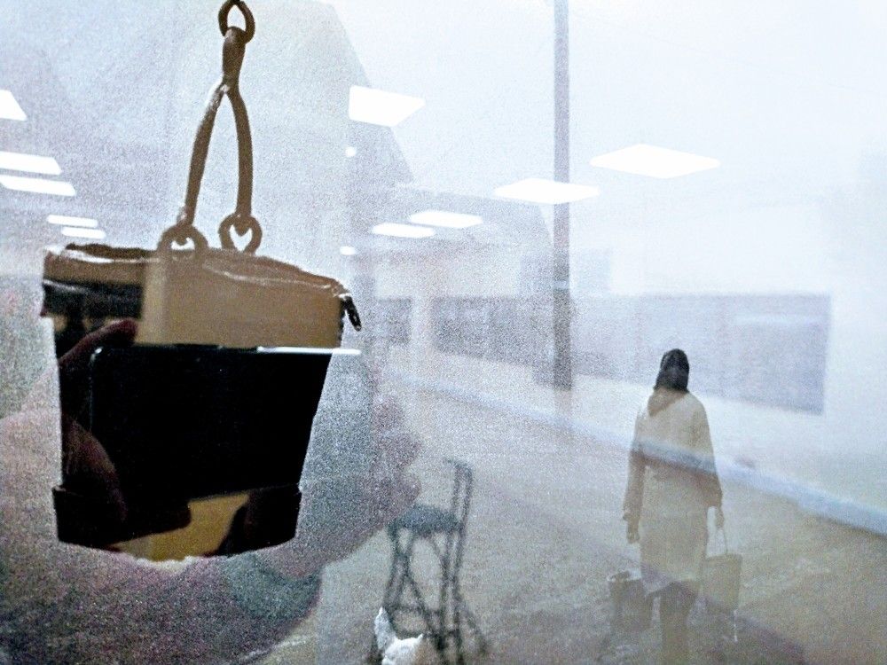 С полными ведрами.