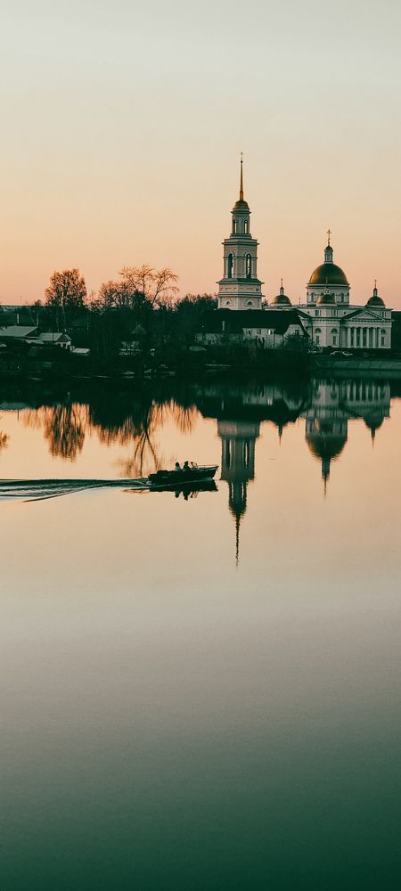 Вечерело