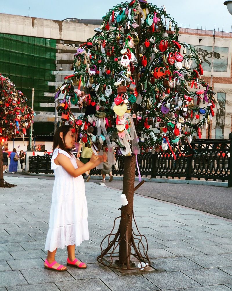"Чудо дерево" или #невестыначало).