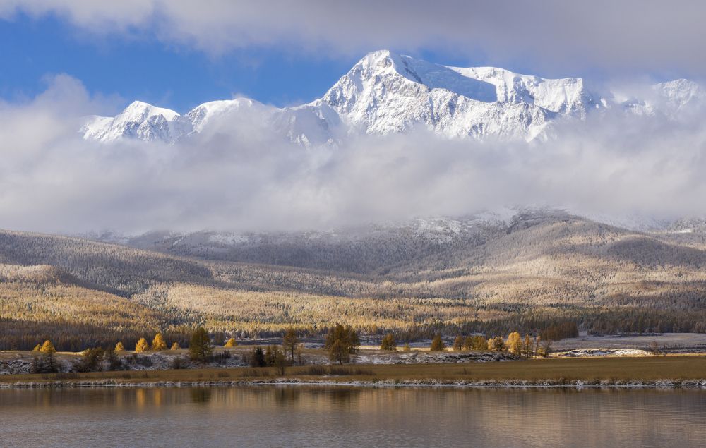 Фотография автора Олег Матроницкий